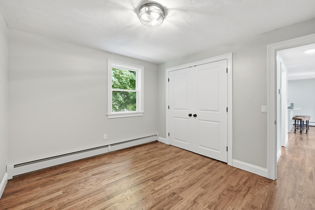 173 Orient Street Worcester, MA 01604 - Photo 14 of 42
