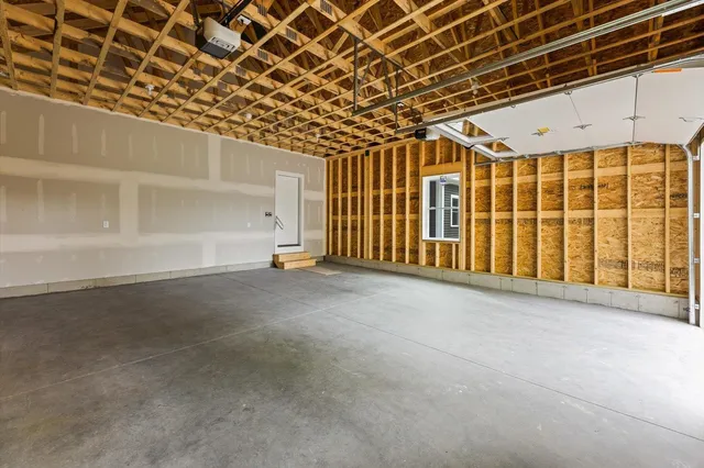 $739,000 | 7 Spring Hill Road, Hancock, NH 03449