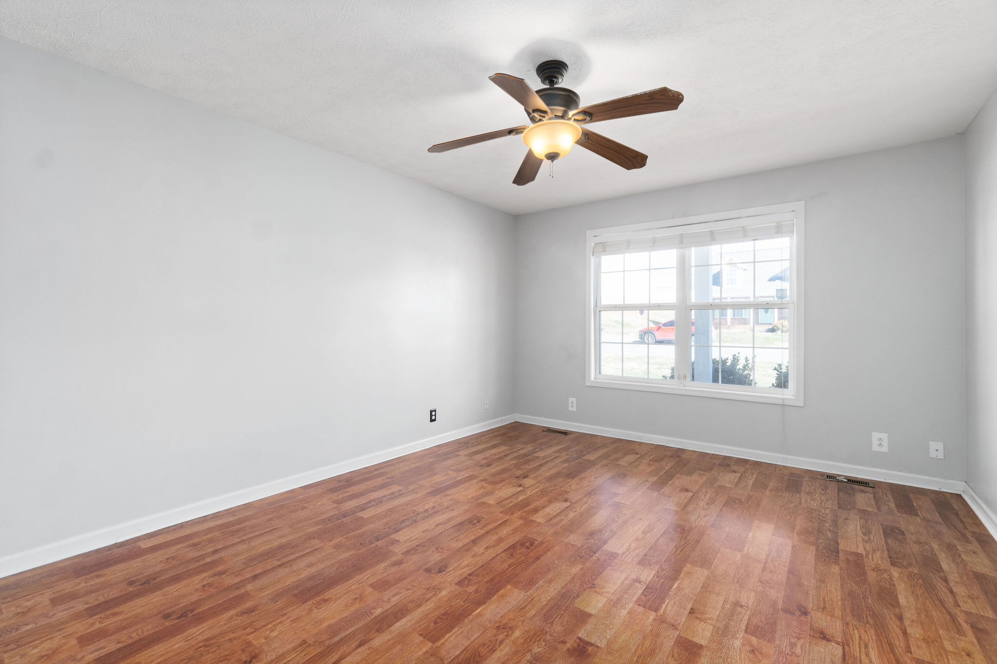 1842 Twin Rivers Road Clarksville, TN 37040 - Photo 17 of 26 Gallery Image 17