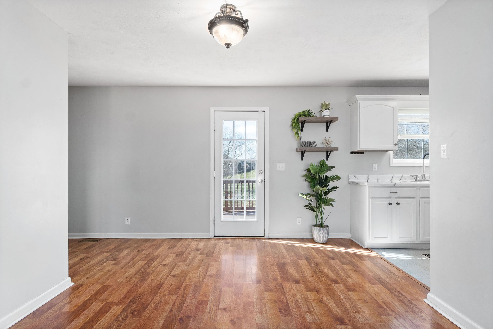 1842 Twin Rivers Road Clarksville, TN 37040 - Photo 10 of 26 Gallery Image 10