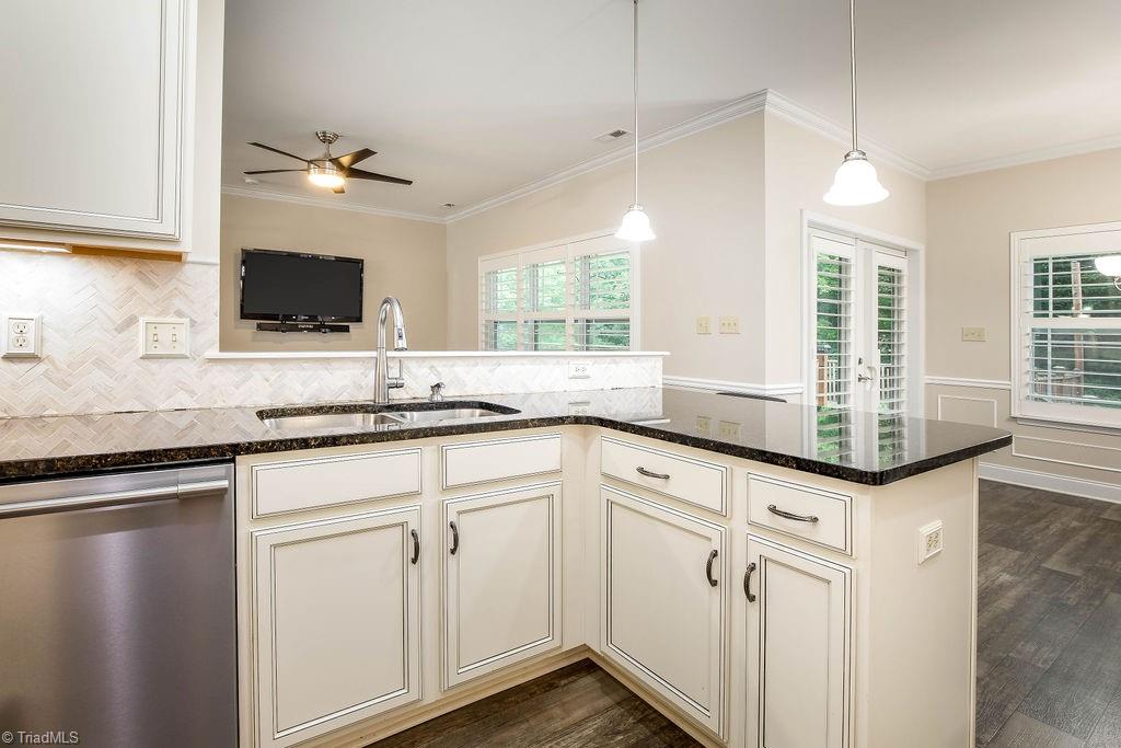 180 Motor Road Lexington, NC 27295 - Photo 4 of 22 Gallery Image 4