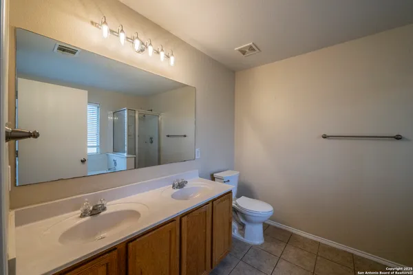 $1,800 | 200 Willow Run, Cibolo, TX 78108