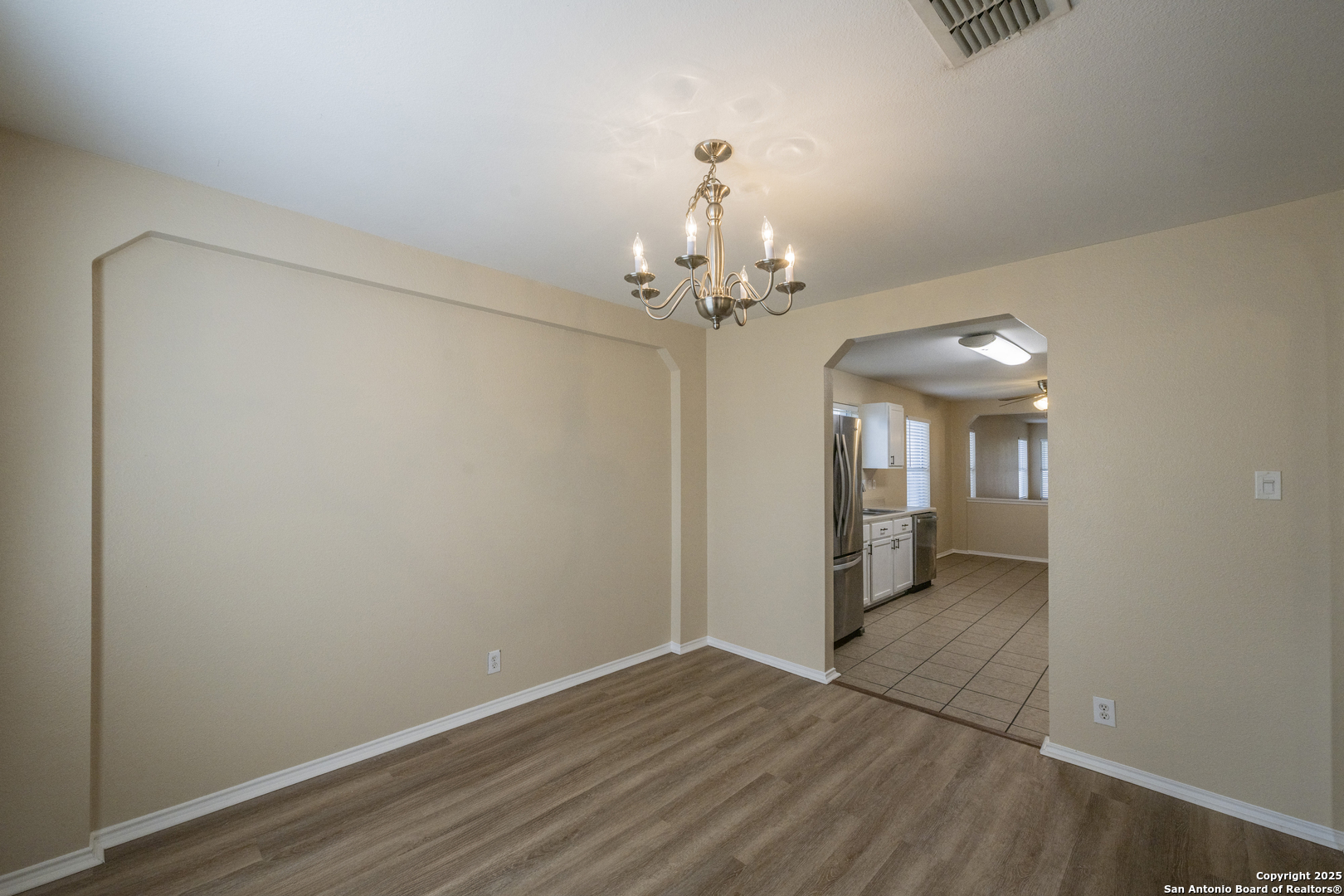 200 Willow Run Cibolo, TX 78108 - Photo 4 of 32