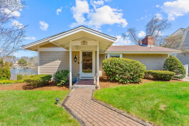 $3,299,900 | 160 Waterway, Mashpee, MA 02649