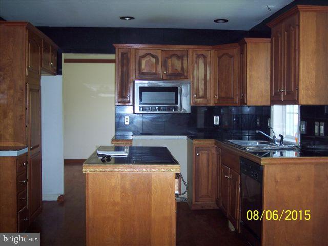 321 North Farm Drive Lititz, PA 17543 - Photo 6 of 19
