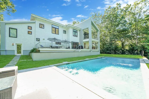 $100,000 | 17 Milton Avenue, Sag Harbor, NY 11963