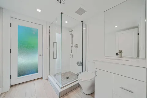 17 Milton Avenue, Sag Harbor, NY 11963