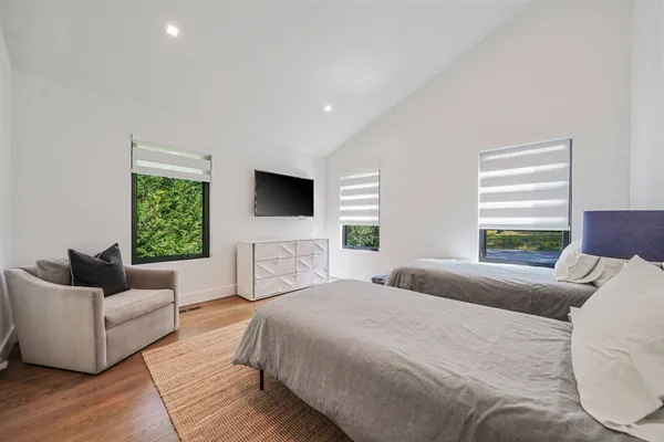 $100,000 | 17 Milton Avenue, Sag Harbor, NY 11963