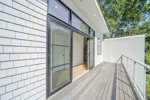 17 Milton Avenue, Sag Harbor, NY 11963