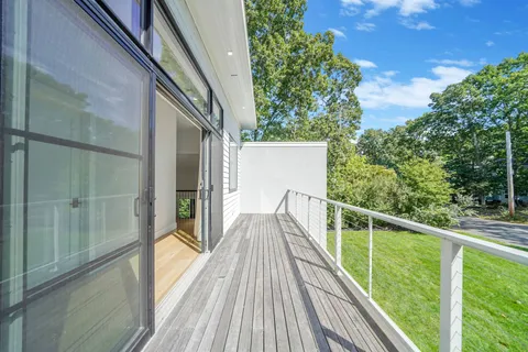 17 Milton Avenue, Sag Harbor, NY 11963