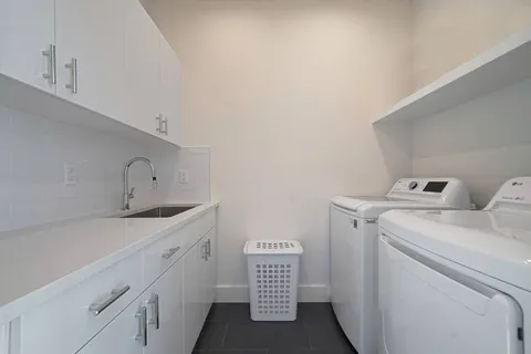 17 Milton Avenue, Sag Harbor, NY 11963