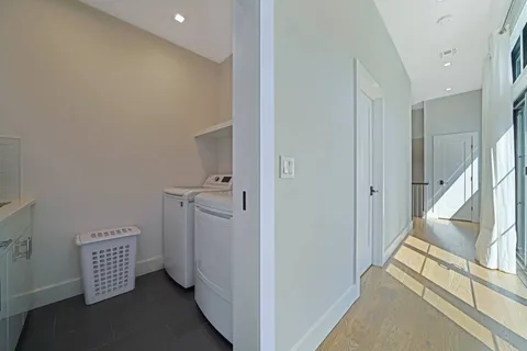 17 Milton Avenue, Sag Harbor, NY 11963