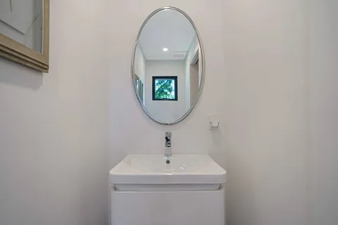 17 Milton Avenue, Sag Harbor, NY 11963