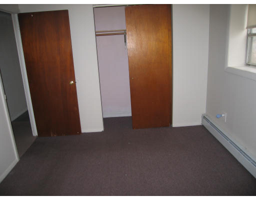 59 Lamont Street Springfield, MA 01119 - Photo 3 of 9