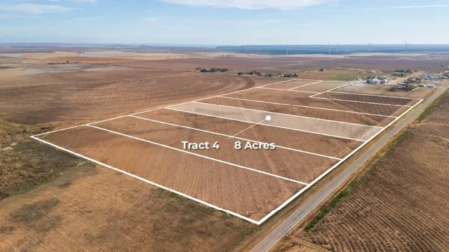 a view of a tennis court