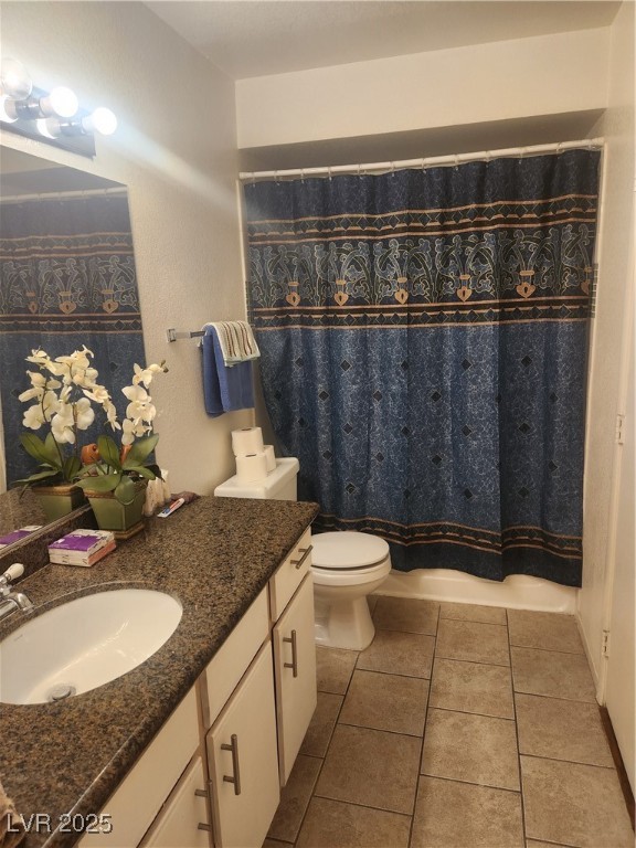 2300 East Silverado Ranch Boulevard, Unit 2158 Las Vegas, NV 89123 - Photo 15 of 19 Jack and Jill bath is connected to second bedroom.