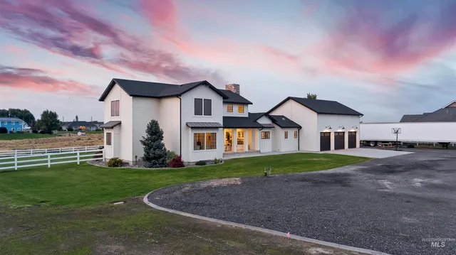 $1,025,000 | 288 East 600 South, Jerome, ID 83338