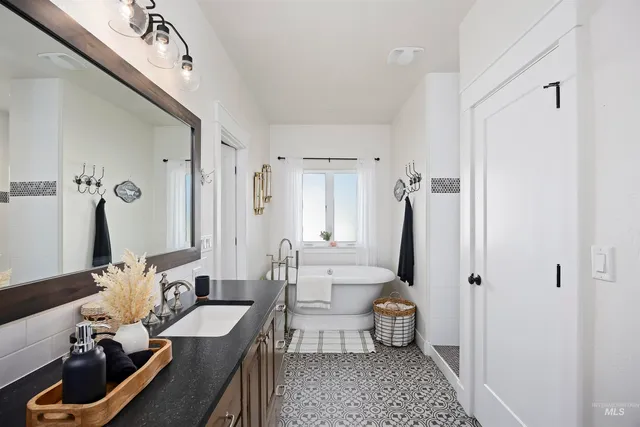 $1,025,000 | 288 East 600 South, Jerome, ID 83338