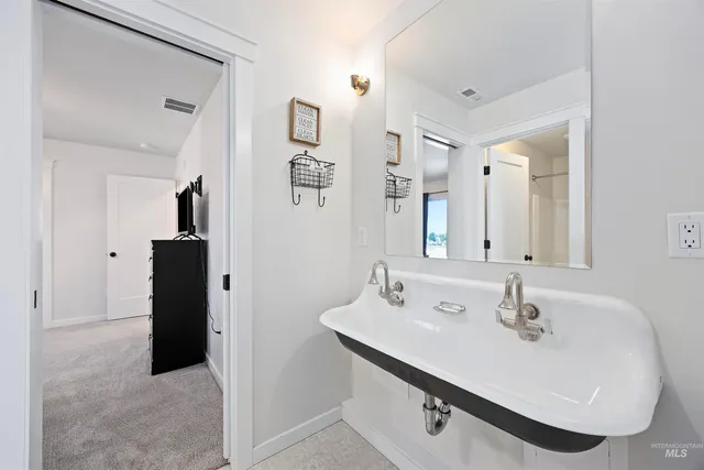 $1,025,000 | 288 East 600 South, Jerome, ID 83338