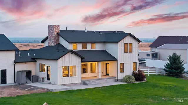 $1,025,000 | 288 East 600 South, Jerome, ID 83338