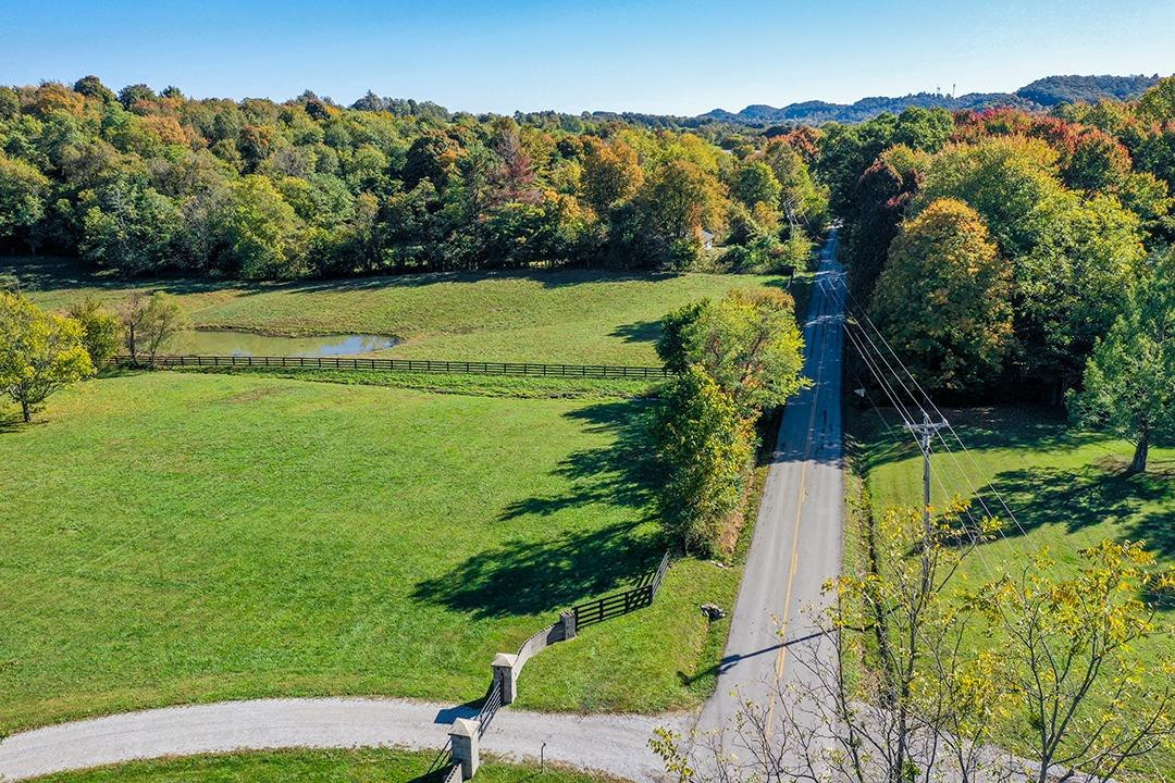 6001 Alum Springs Road Danville, KY 40422 - Photo 11 of 14 Photo 11