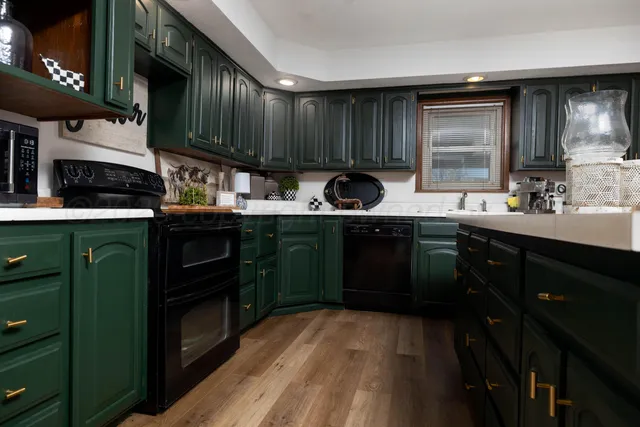 $195,000 | 703 West Stinson Street, Dimmitt, TX 79027