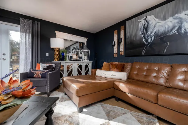 $195,000 | 703 West Stinson Street, Dimmitt, TX 79027