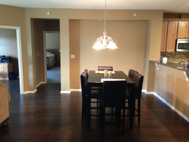 1373 Scarboro Road, Unit 304 Schaumburg, IL 60193 - Photo 5 of 18