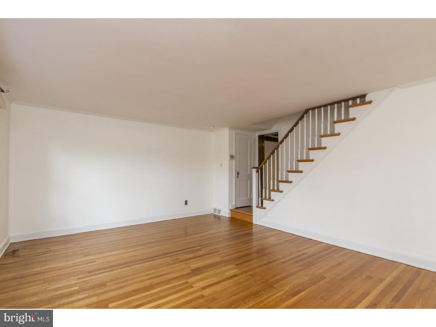 125 Heatherwood Road Havertown, PA 19083 - Photo 2 of 23 Living Room