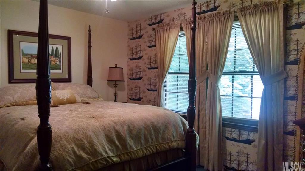 140 Spring Street Hudson, NC 28638 - Photo 11 of 25 Gallery Image 11