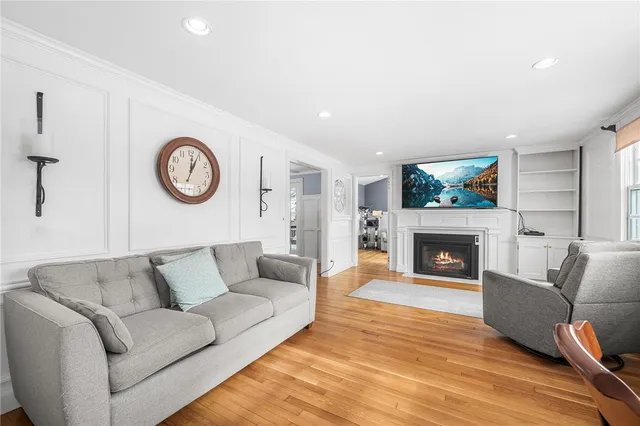 $635,000 | 224 Centre Street, East Providence, RI 02916