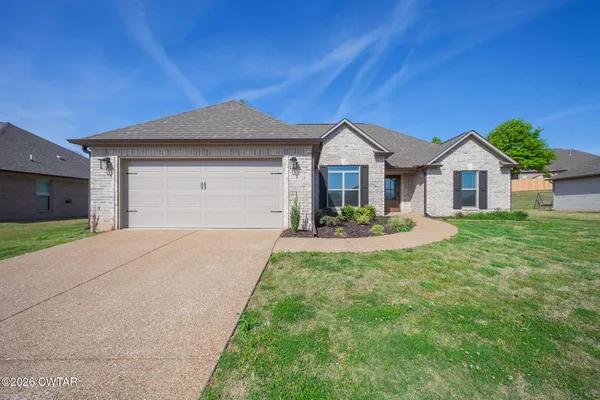 $314,900 | 17 Ashland Drive, Jackson, TN 38305