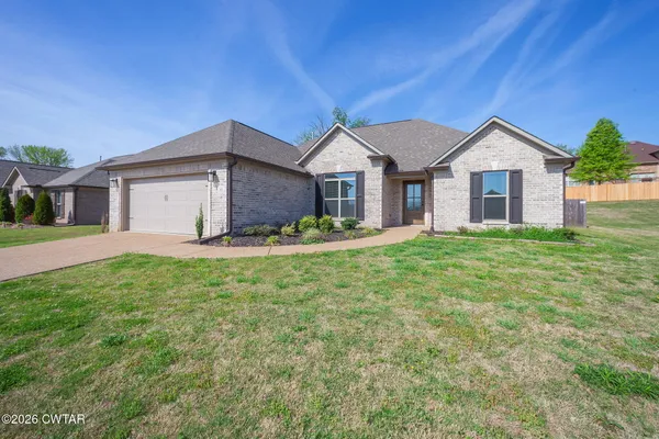 $314,900 | 17 Ashland Drive, Jackson, TN 38305