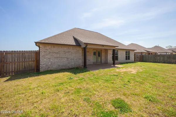 $314,900 | 17 Ashland Drive, Jackson, TN 38305