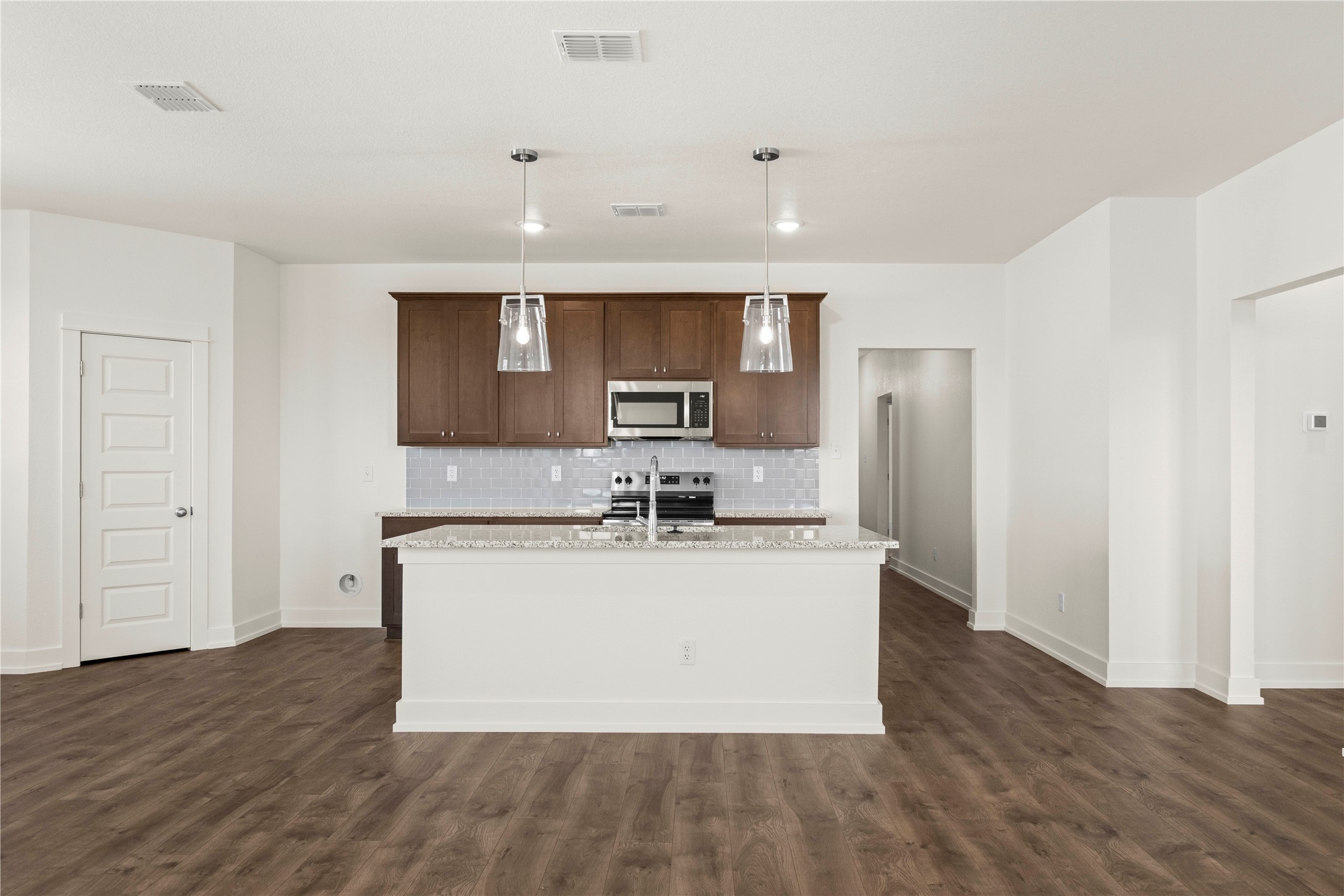 552 Gus Loop Georgetown, TX 78626 - Photo 8 of 23