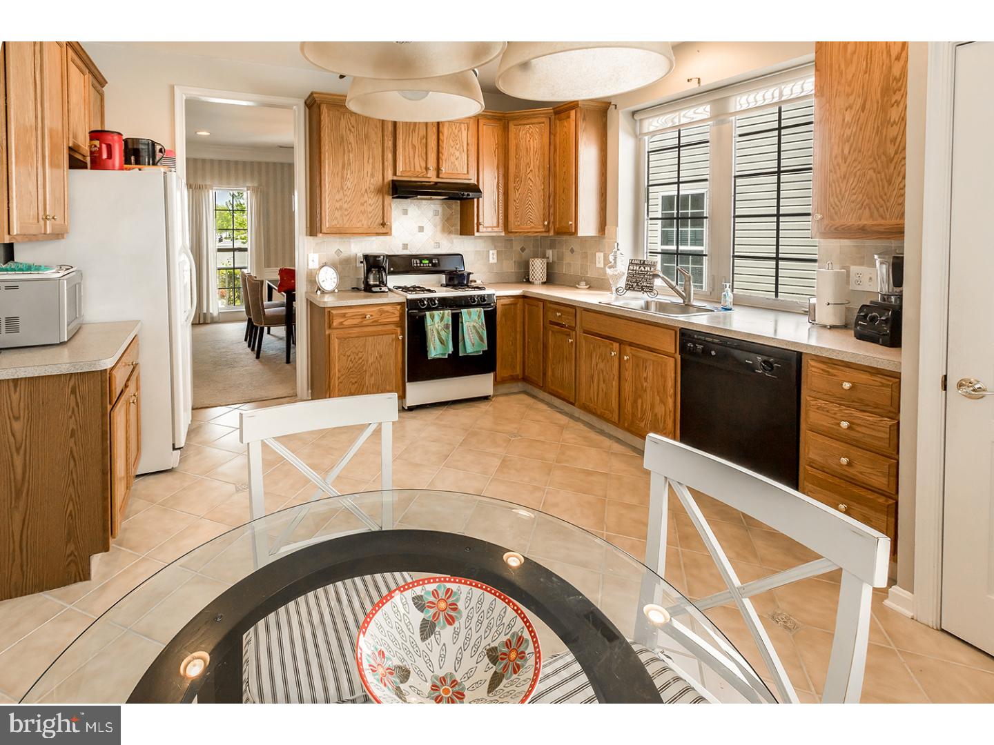 37 Emery Way Delanco, NJ 08075 - Photo 3 of 21 Gallery Image 3