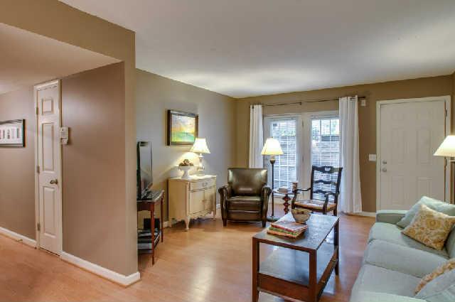 420 Elysian Fields Road, Unit E10 Nashville, TN 37211 - Photo 4 of 20 a living room with furniture and a window