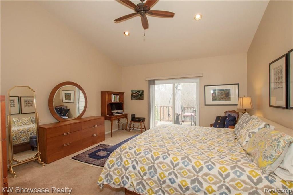 30113 Meadow Ridge South Farmington Hills, MI 48334 - Photo 6 of 12