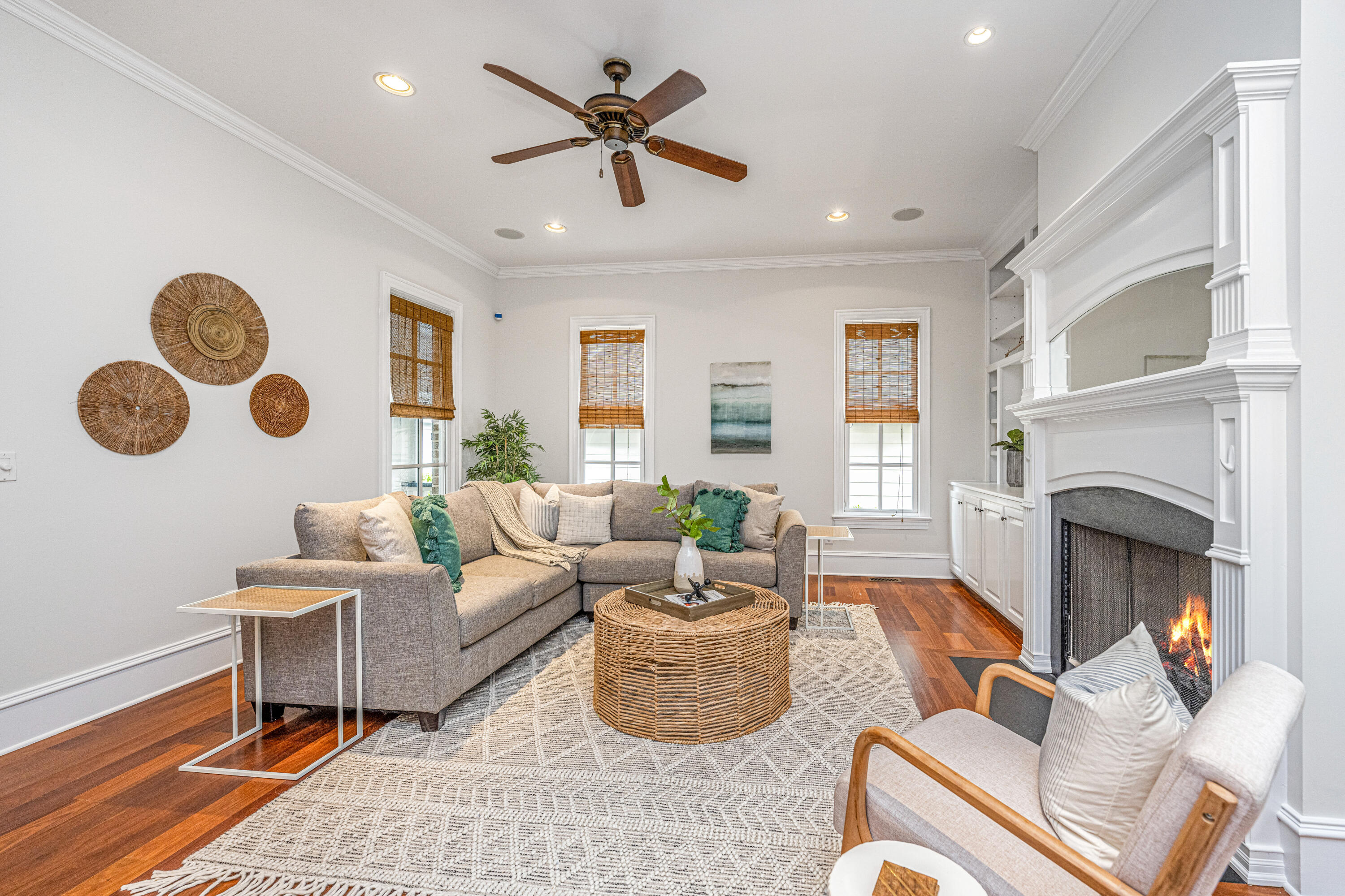 1431 Penshell Place Mount Pleasant, SC 29464 - Photo 11 of 42 Great Room