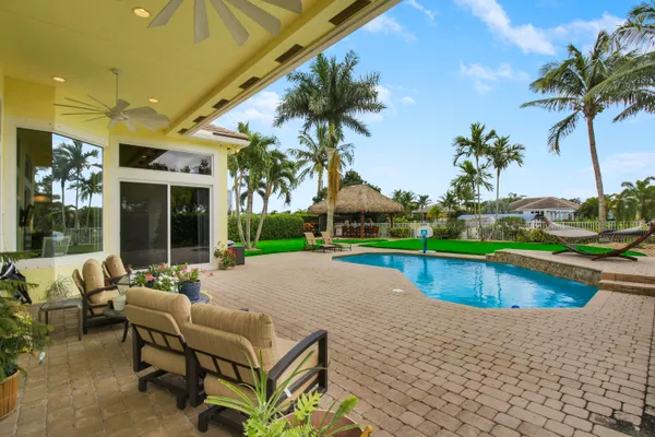 $1,350,000 | 660 Southwest Yacht Basin Way, Stuart, FL 34997