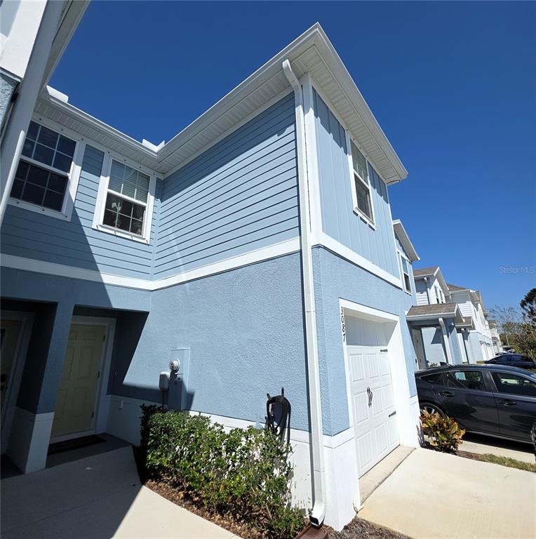 3087 Victoria Inlet Drive Holiday, FL 34691 - Photo 17 of 46 a house view with a outdoor space