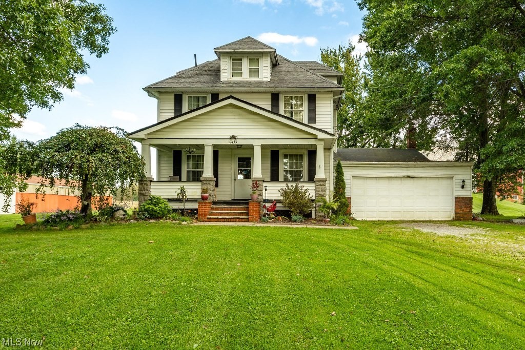 Front view of home
