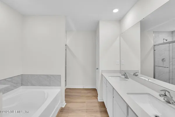 $369,900 | 6906 Myrtle Oak Road, Jacksonville, FL 32219