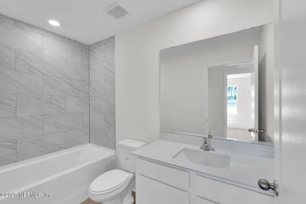 $369,900 | 6906 Myrtle Oak Road, Jacksonville, FL 32219