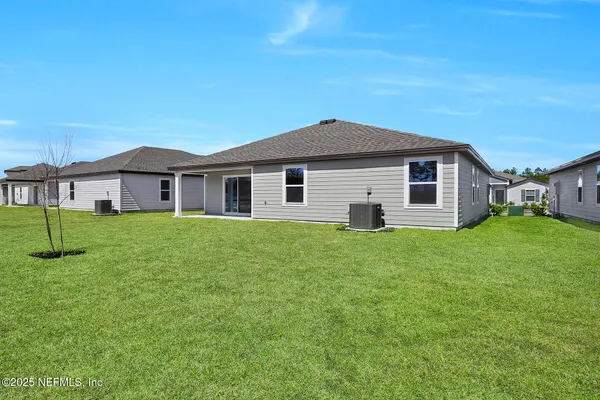 $369,900 | 6906 Myrtle Oak Road, Jacksonville, FL 32219