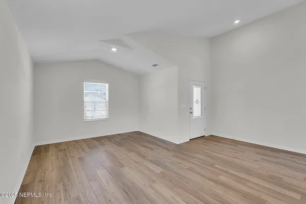 $369,900 | 6906 Myrtle Oak Road, Jacksonville, FL 32219