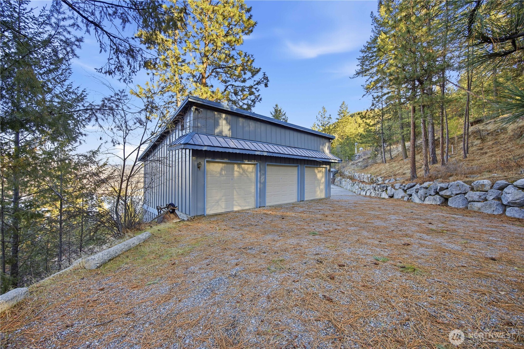 985 Guffy Road Chelan, WA 98816 - Photo 28 of 39