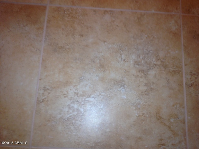 7955 West Montecito Avenue Phoenix, AZ 85033 - Photo 19 of 36 Picture 400