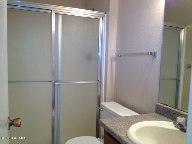 7955 West Montecito Avenue Phoenix, AZ 85033 - Photo 29 of 36 Picture 411