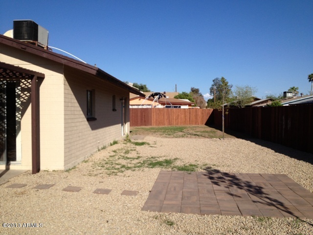 7955 West Montecito Avenue Phoenix, AZ 85033 - Photo 31 of 36 Picture 424